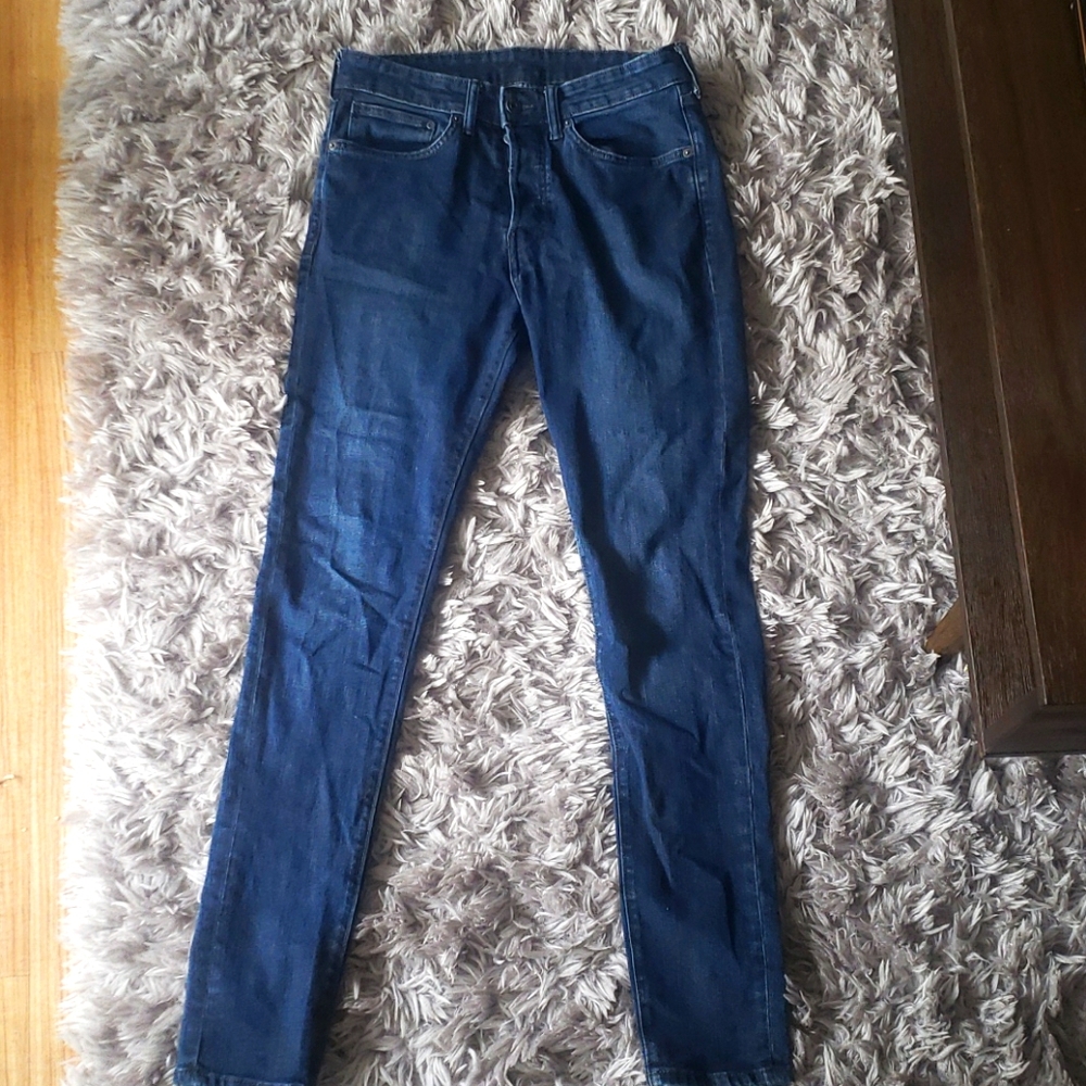 Dark blue skinny jeans
